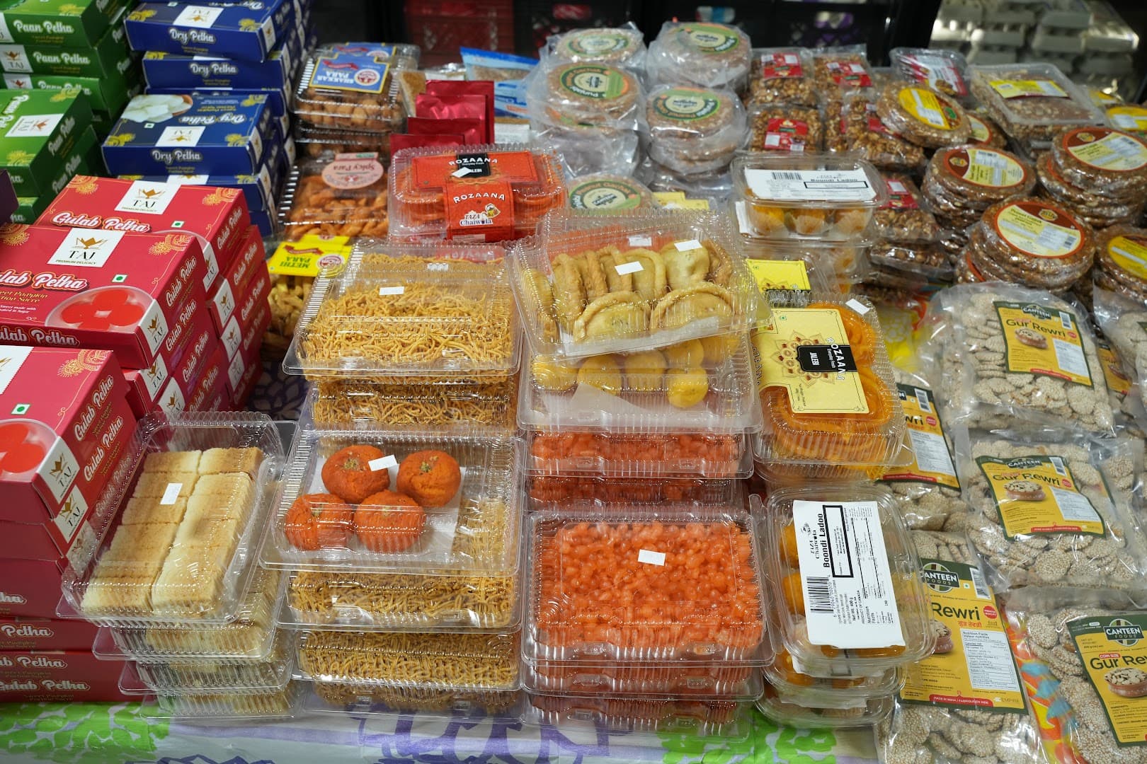 Asian Food Centre Sandalwood & Torbram 9