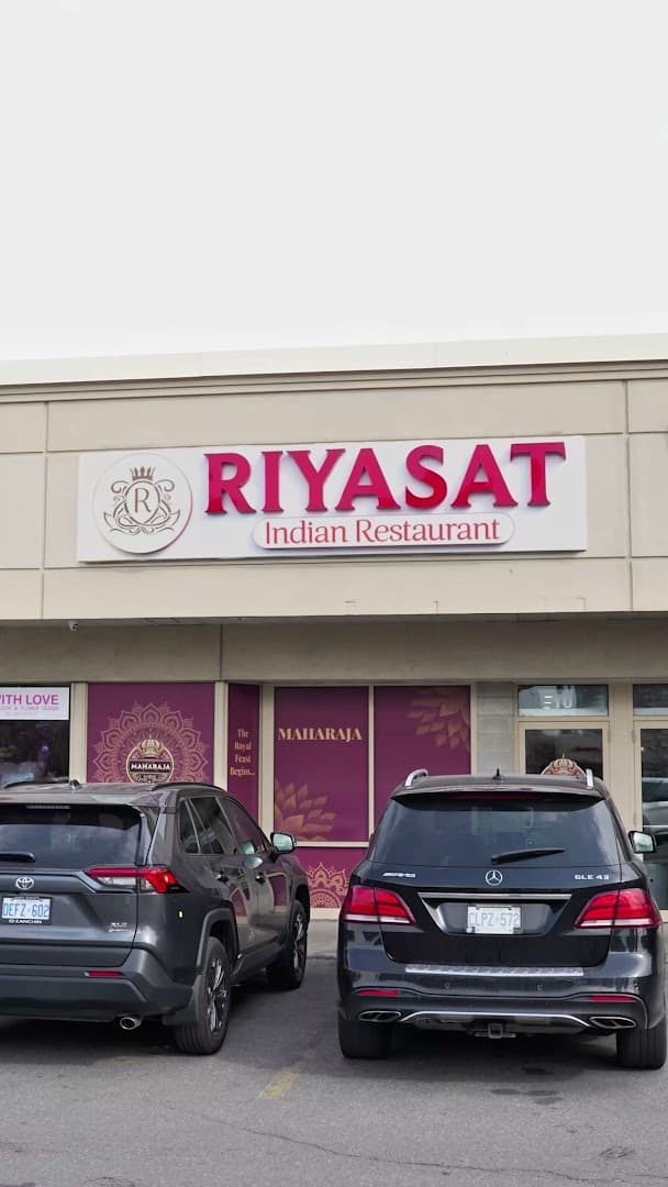 Maharaja Riyasat Indian Restaurant and Bar 2