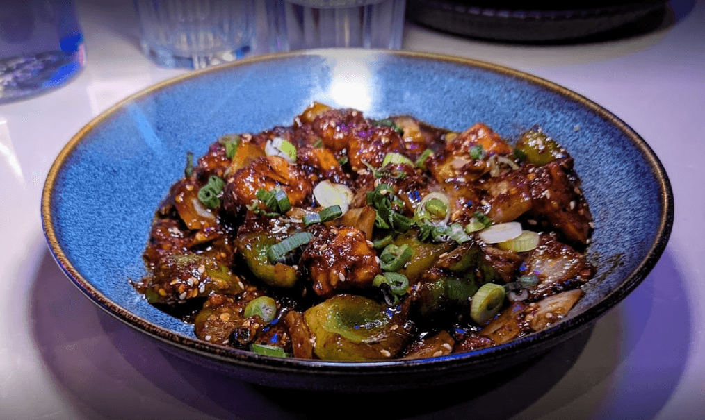 Unplugged Cafe & Bar | Authentic Indian & Hakka Restaurant in Scarborough 3