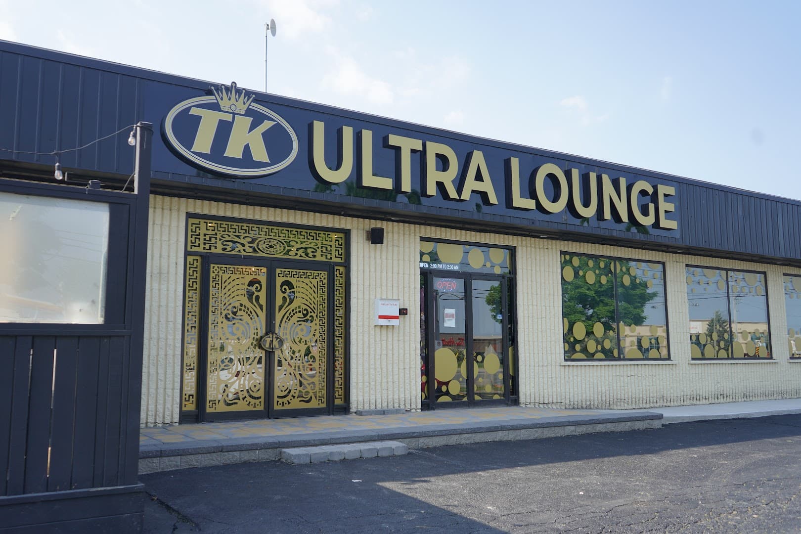 TK Ultra Lounge (Indian Fine Dine Restaurant in Mississauga) 1