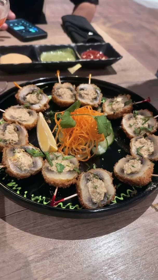 Saroor | Fine Dine and Bar 2